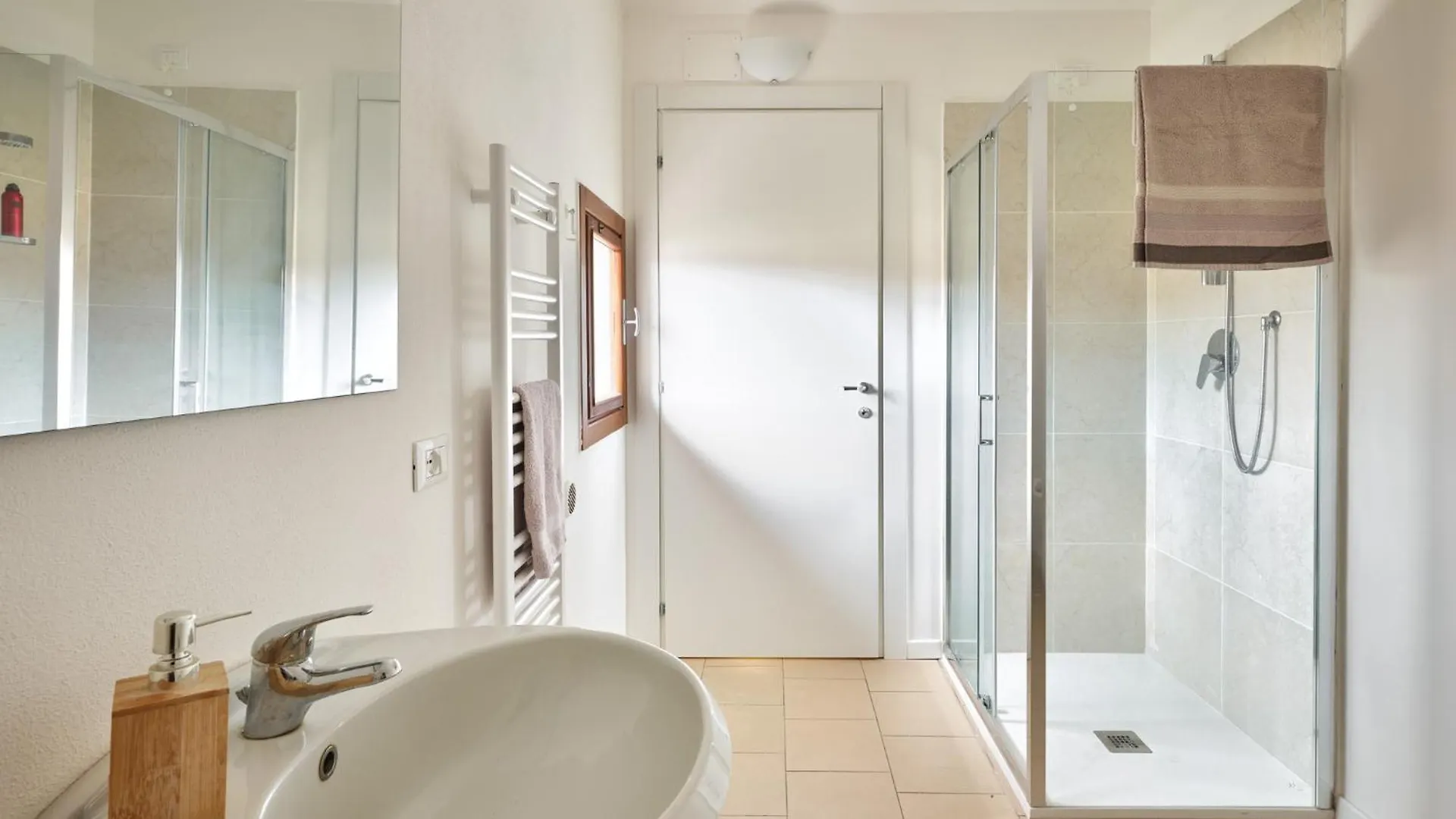 Lisa Marie - Regarda Travel Apartment Lazise