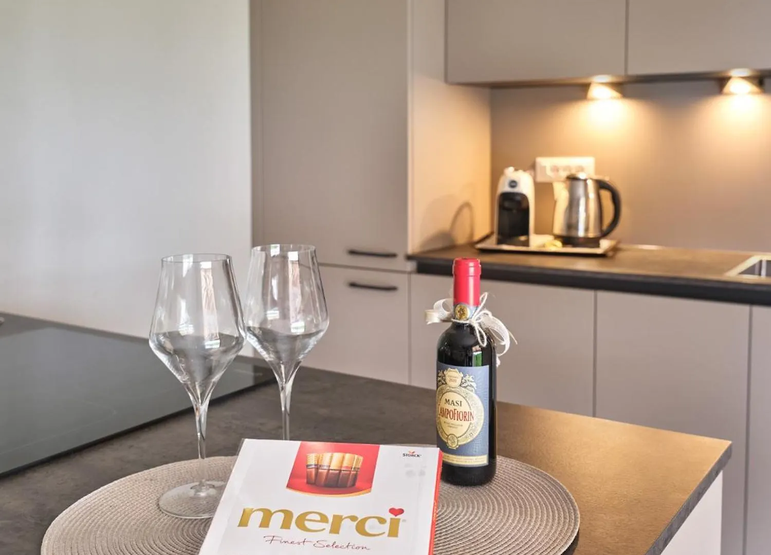 Lisa Marie - Regarda Travel Apartment Lazise